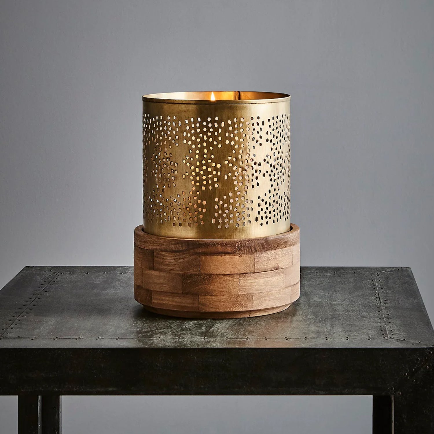 Zaffero ZAF10373 | Perforated Iron and Wood Hurricane